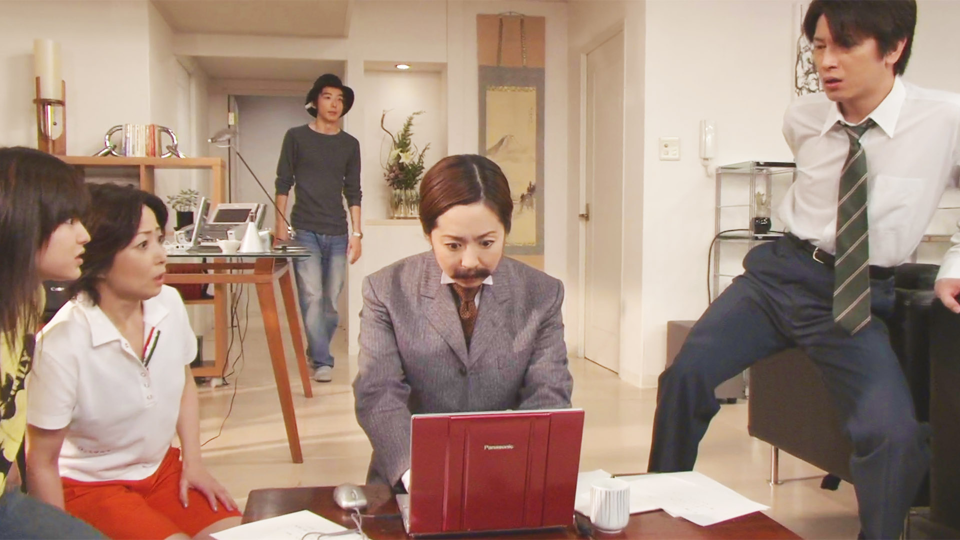 無料テレビで吾輩は主婦であるを視聴する