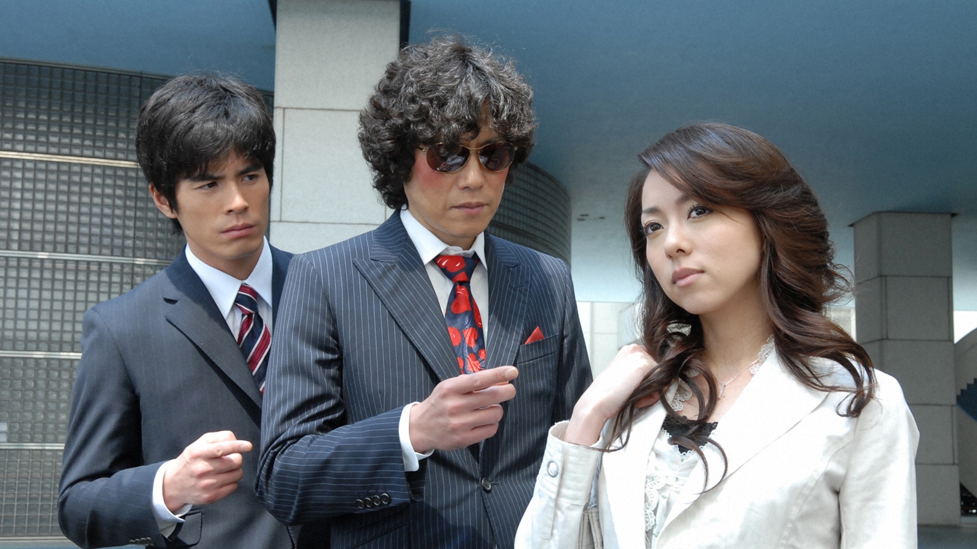 無料テレビで弁護士のくずを視聴する