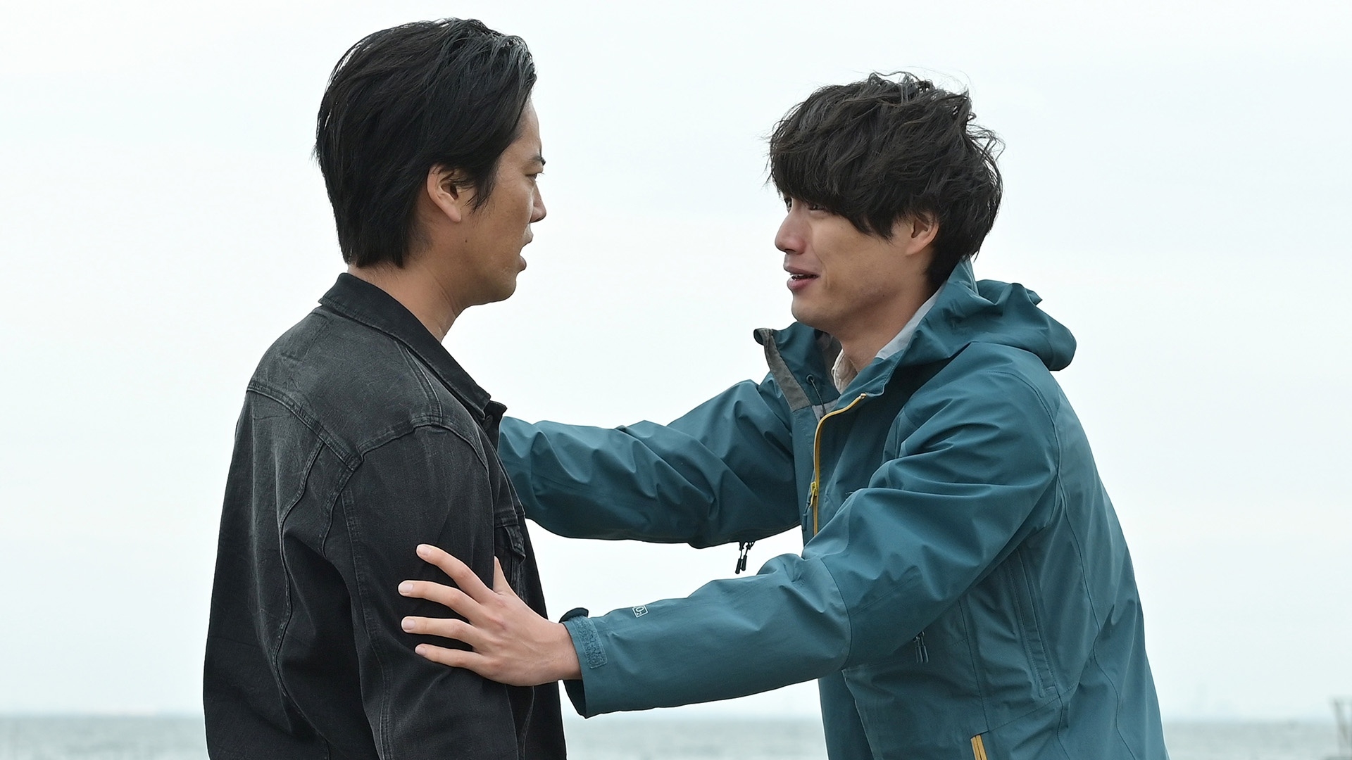 無料テレビで4分間のマリーゴールドを視聴する
