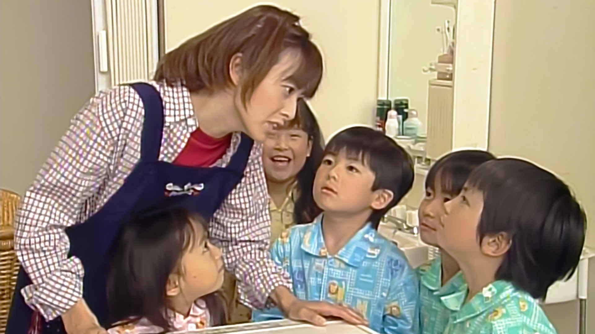 無料テレビで大好き！五つ子を視聴する