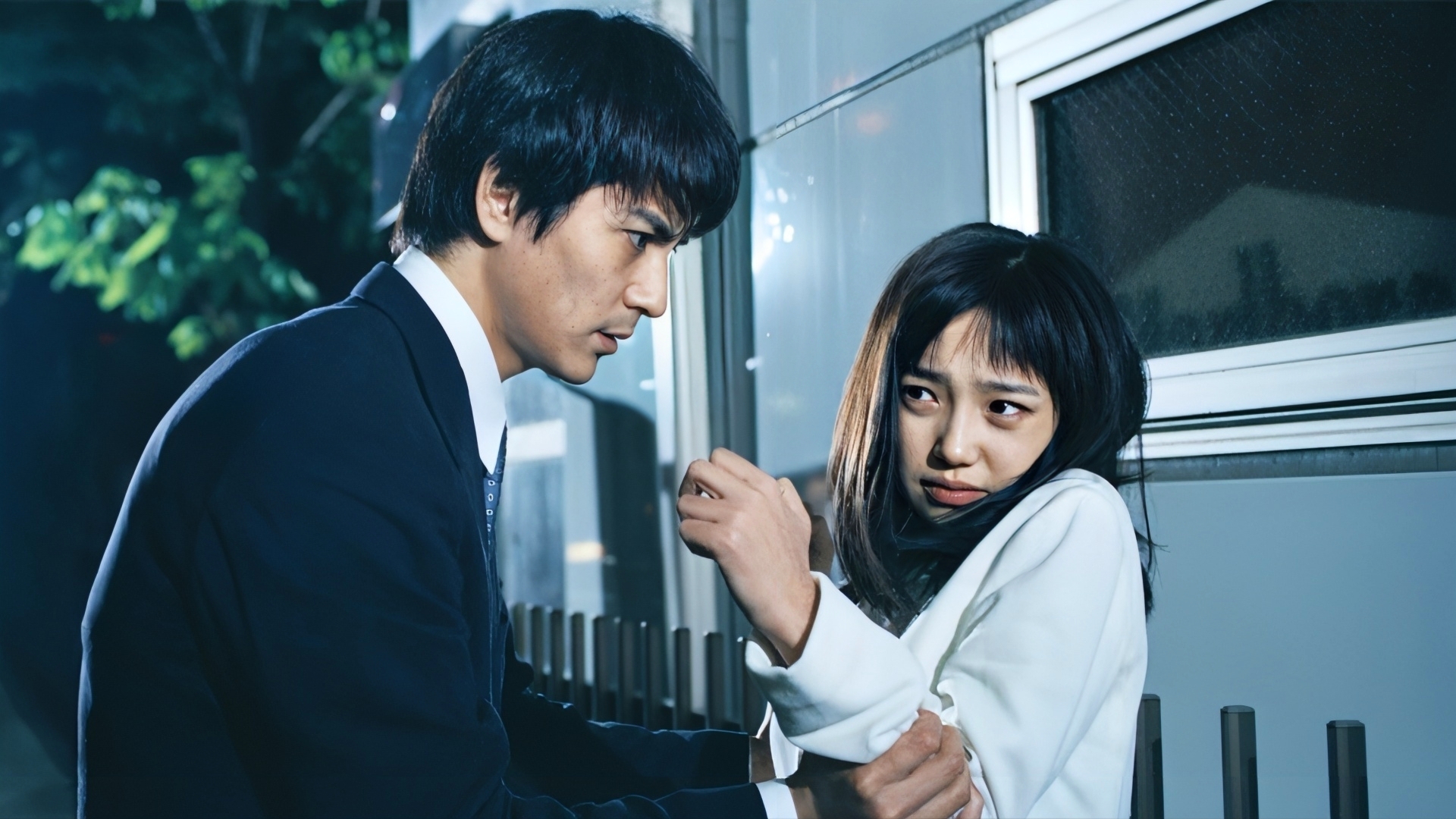 無料テレビで週末婚を視聴する