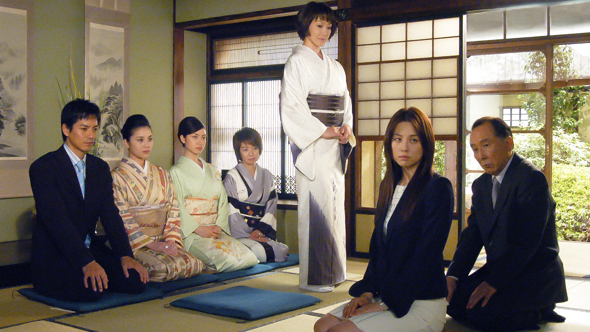 無料テレビで女系家族を視聴する