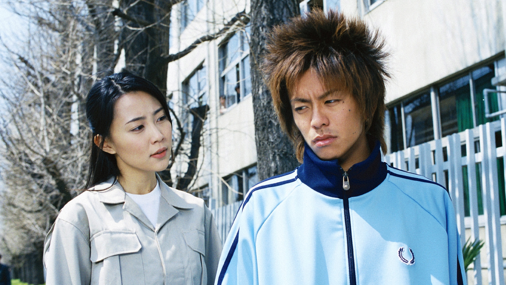 無料テレビで嫁はミツボシ。を視聴する