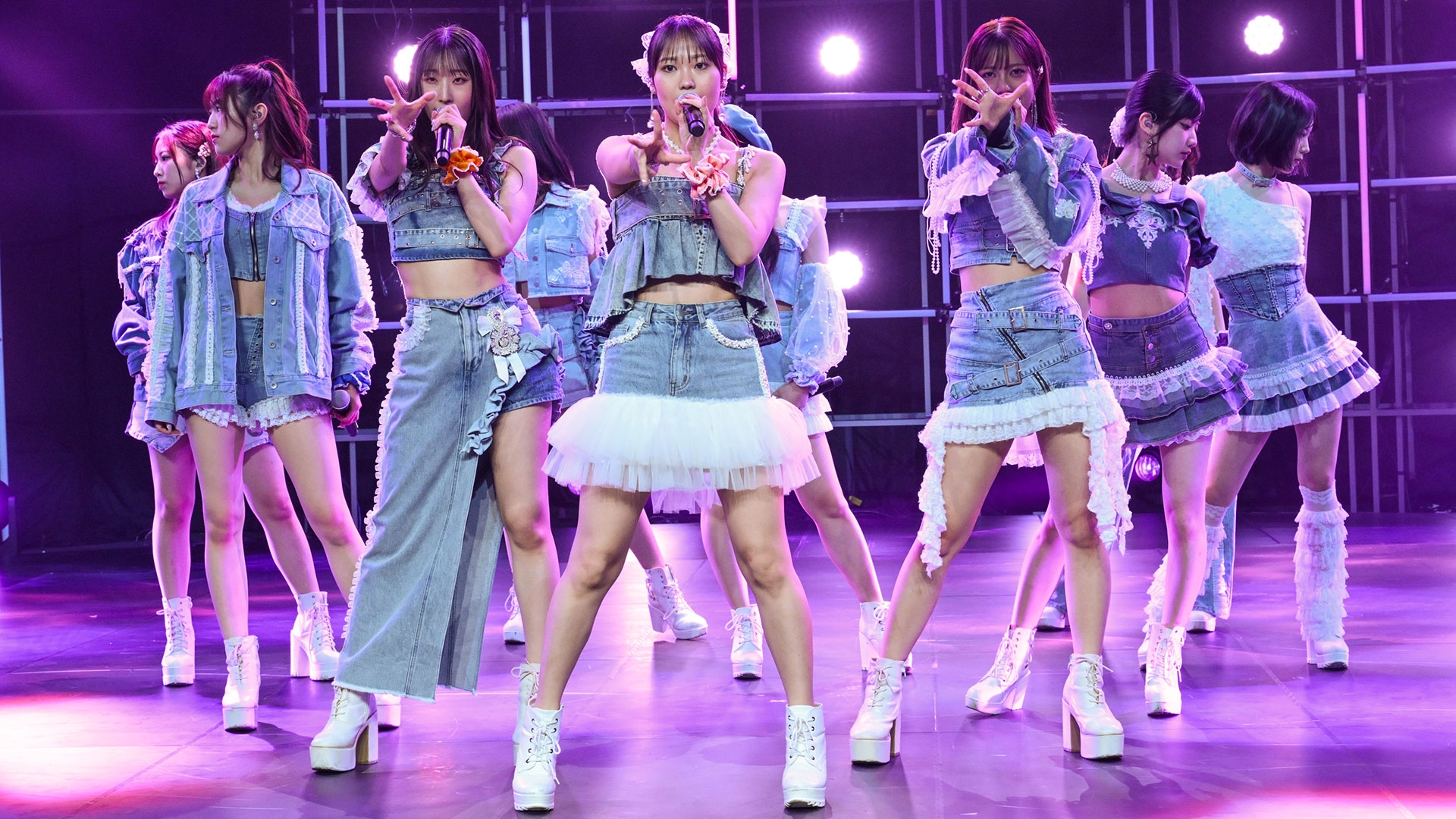 無料テレビでCHILL CLUB Japan SPECIALを視聴する