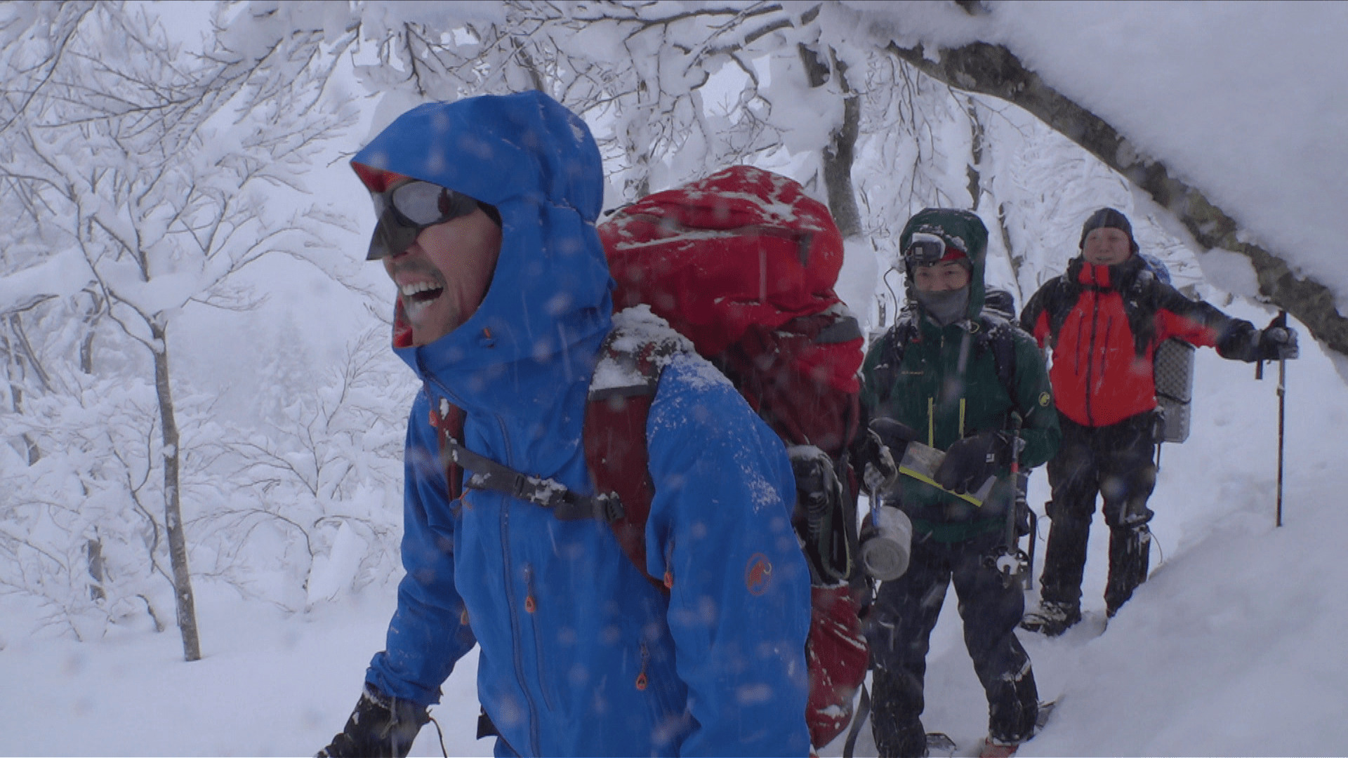 無料テレビでPEAK HUNT 東野登山隊を視聴する